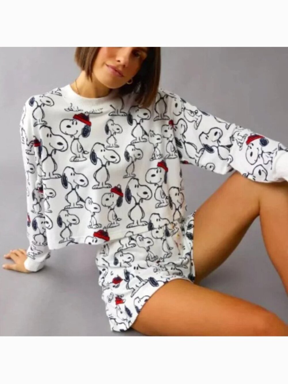 AMERICAN EAGLE x PEANUTS Snoopy Plush PJ Set, XL 16-18 NWT - Picture 2 of 6